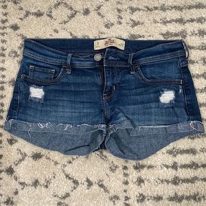 Hollister Low-Rise Denim Shorts - Like New